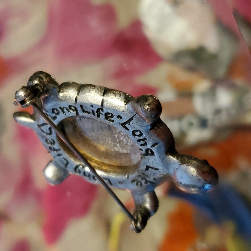 "Long Life" Turtle 🐢 Brooch - Picture 4 of 6